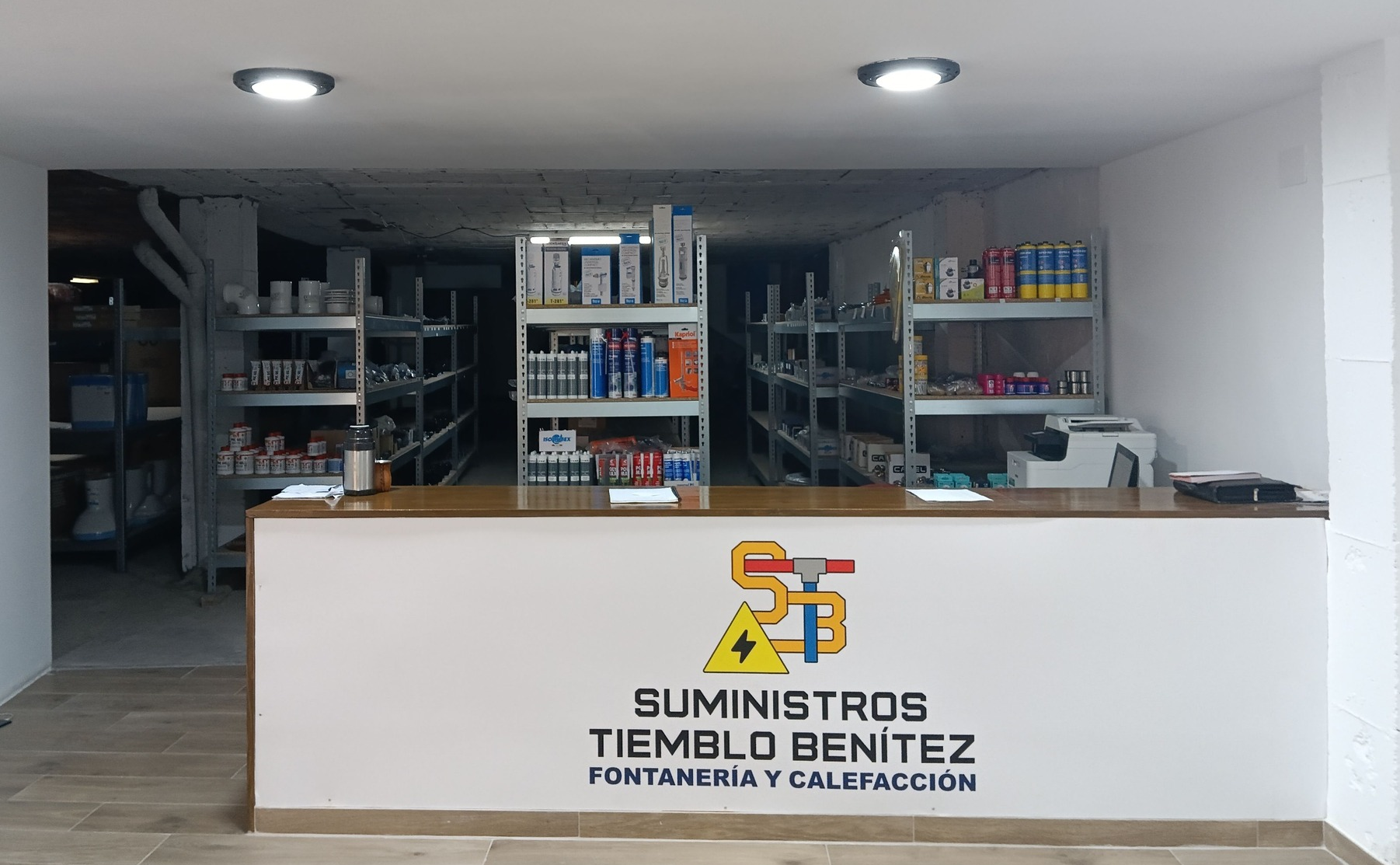 SUMINISTROS TIEMBLO BENITEZ SUMINISTROS TIEMBLO BENITEZ